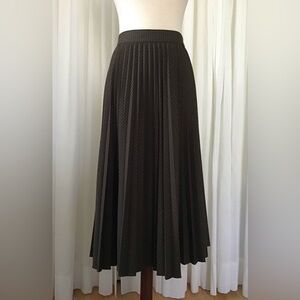 Women’s Alex Marie Check Long Pleated Skirt Academia Collegiate Browns/Black 16